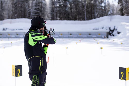 biathlete standing position